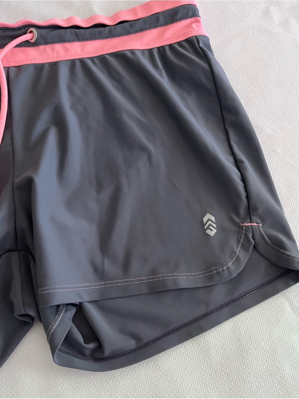 Free Country Gray Swim Shorts with Peach Trim and Drawstring Size Large - Picture 2 of 7